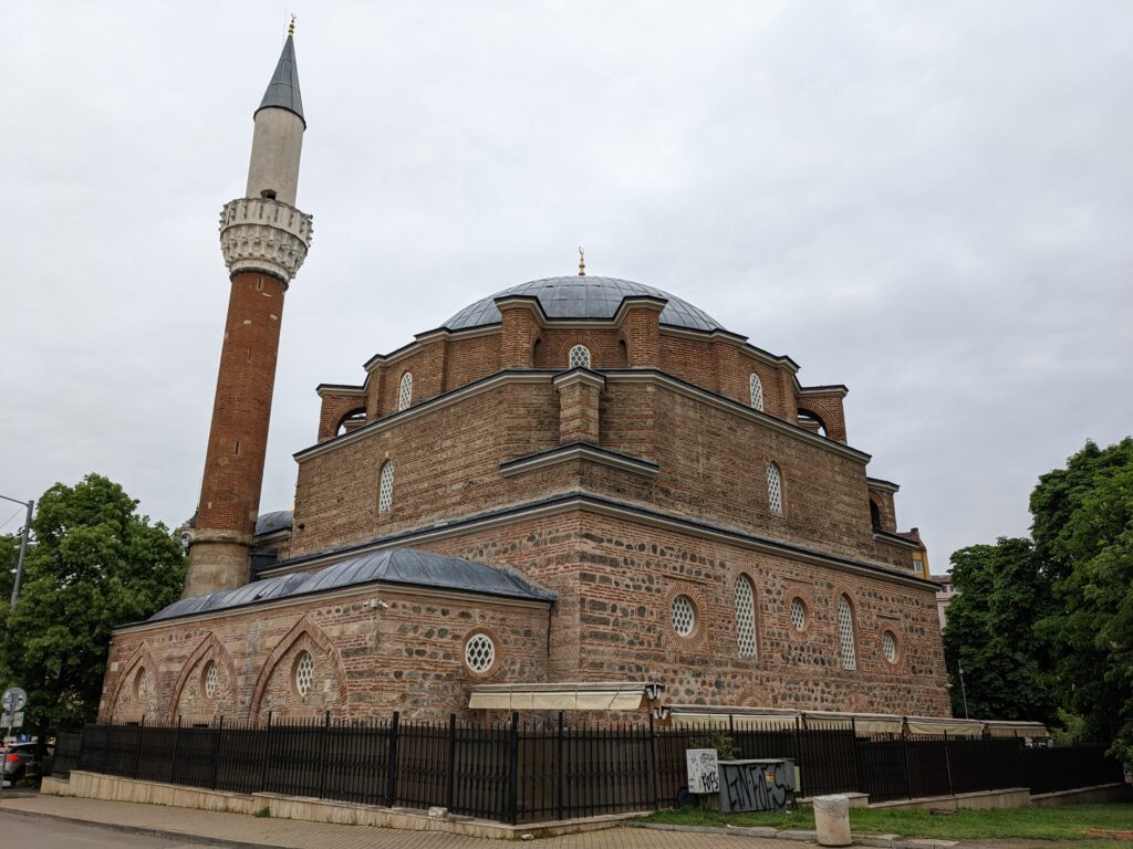 バーニャ・バシ・ジャーミア