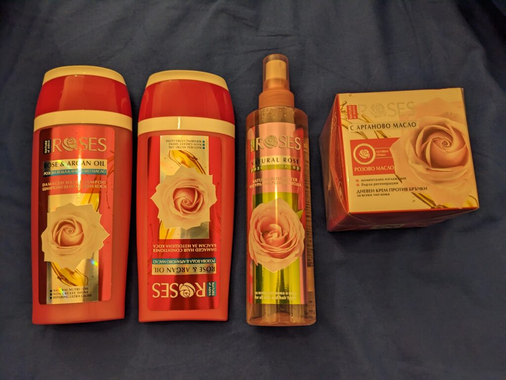 ブルガリアのローズシャンプーとローズウォーター
