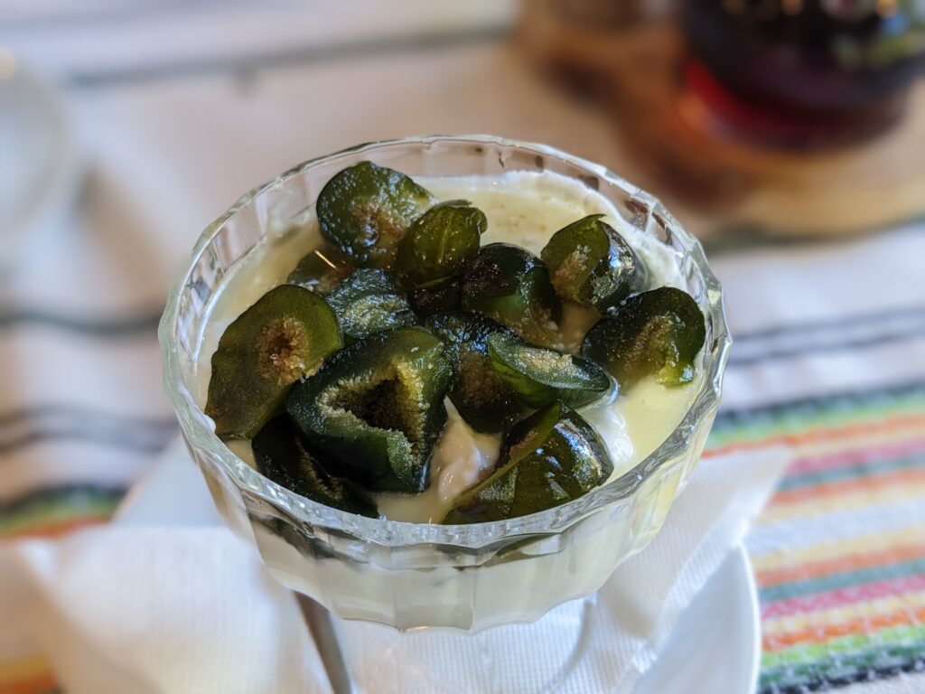 メルニック名物青イチジクヨーグルト