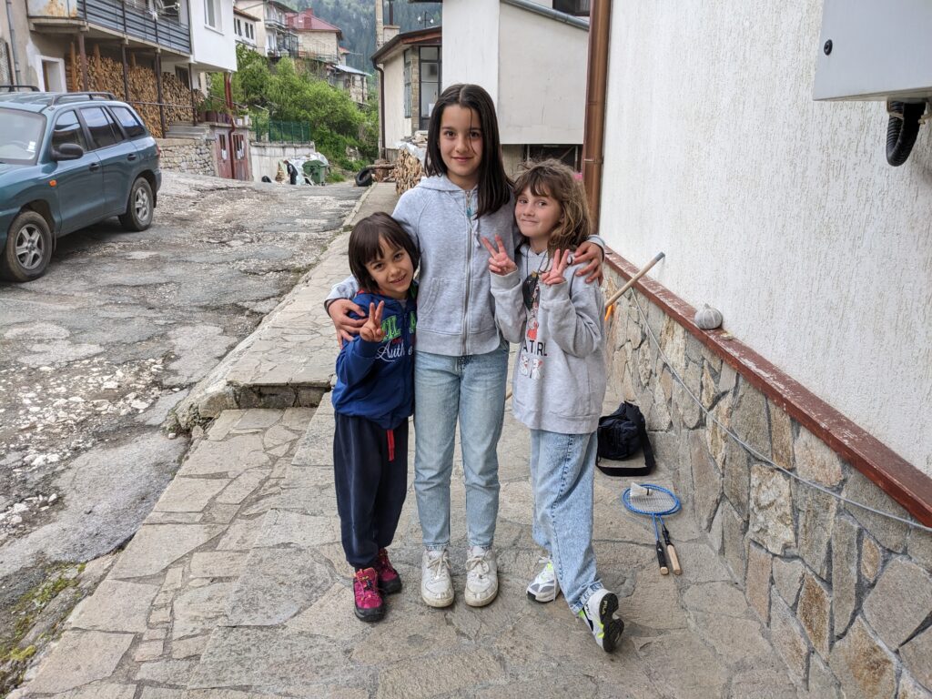 モムチロフツィの子供たち