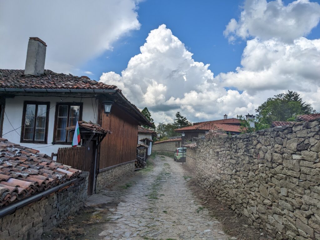 ジェラブナで見た入道雲