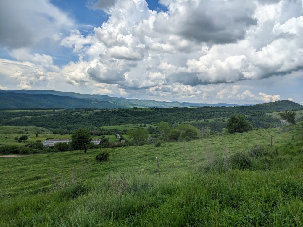 ジェラブナの夏の空