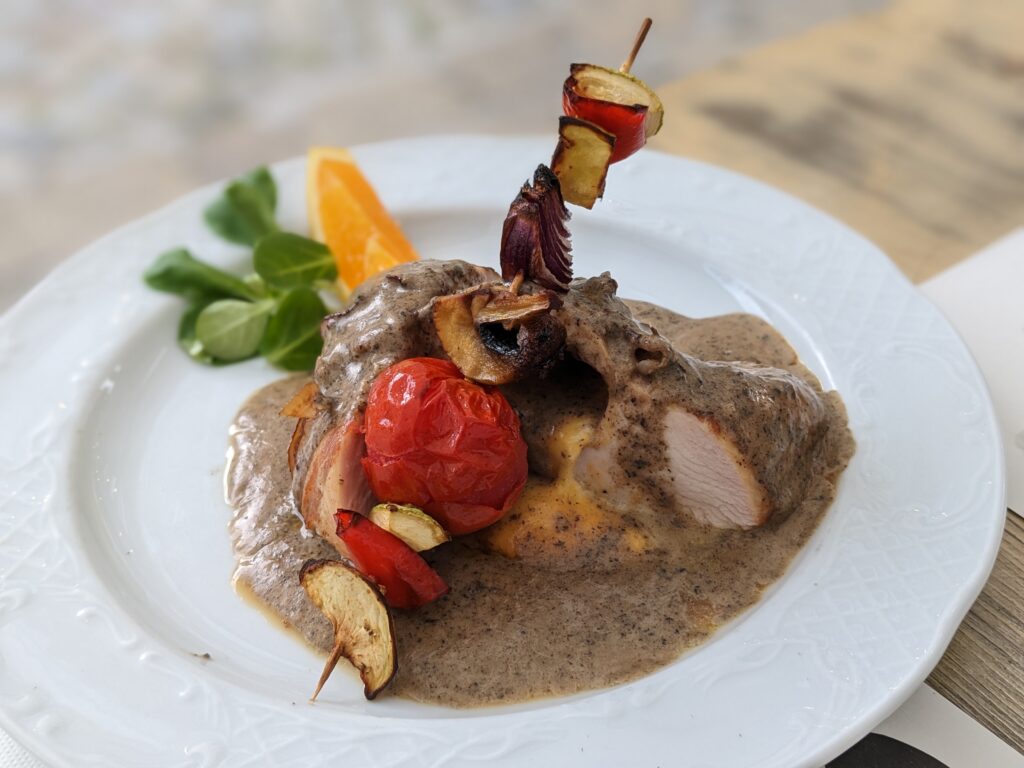 ガブロヴォスタイルの肉料理