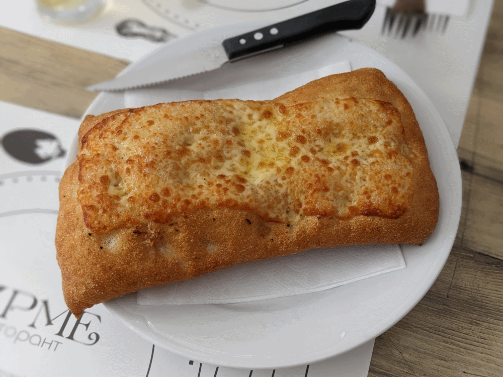 ガブロヴォの創作ダイニングで食べた料理