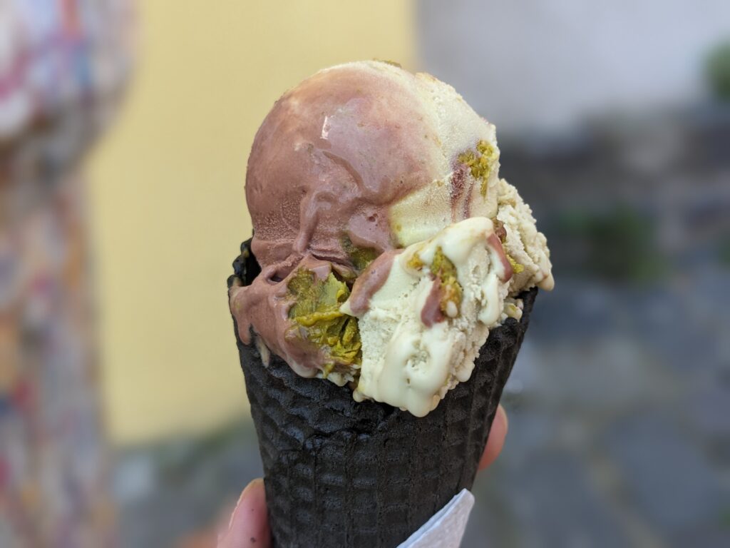 ピスタチオアイス