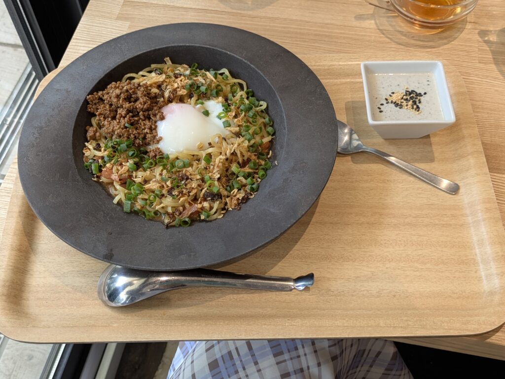ノクターン担々麺マオリンク