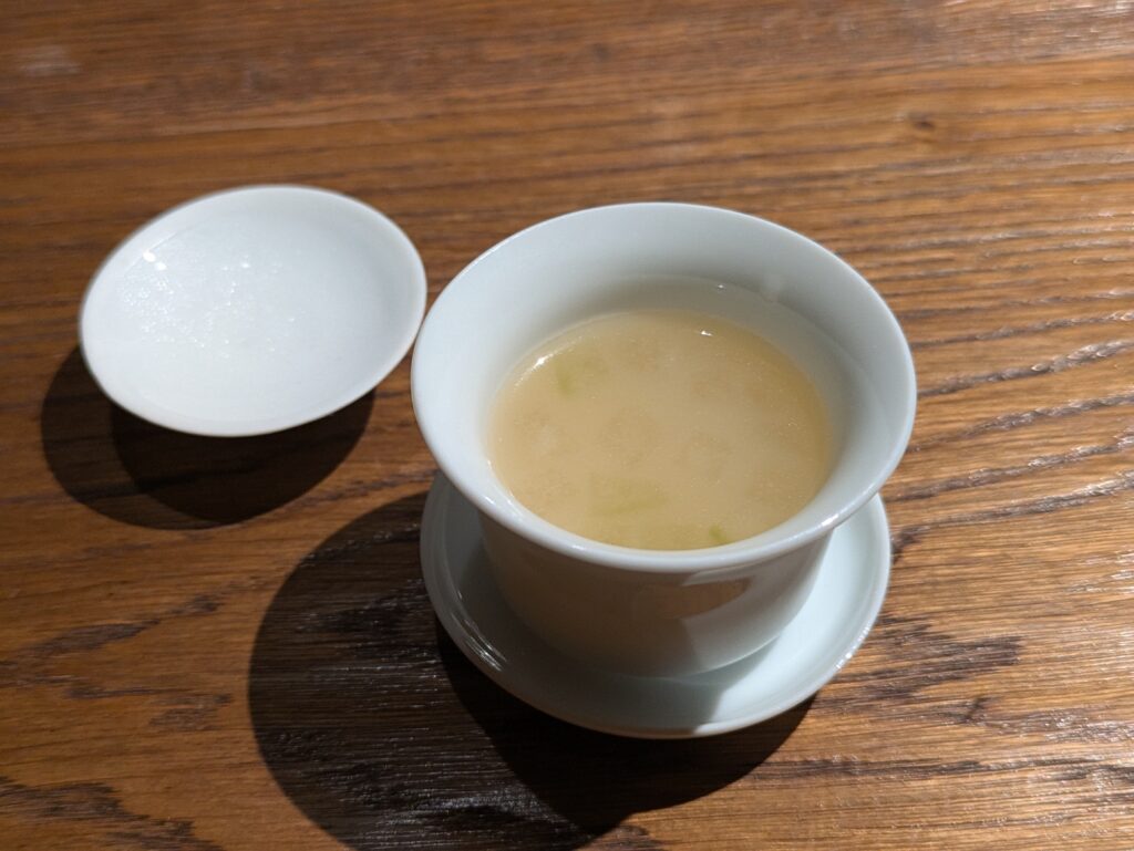 一平飯店冬瓜入りの鱧出汁