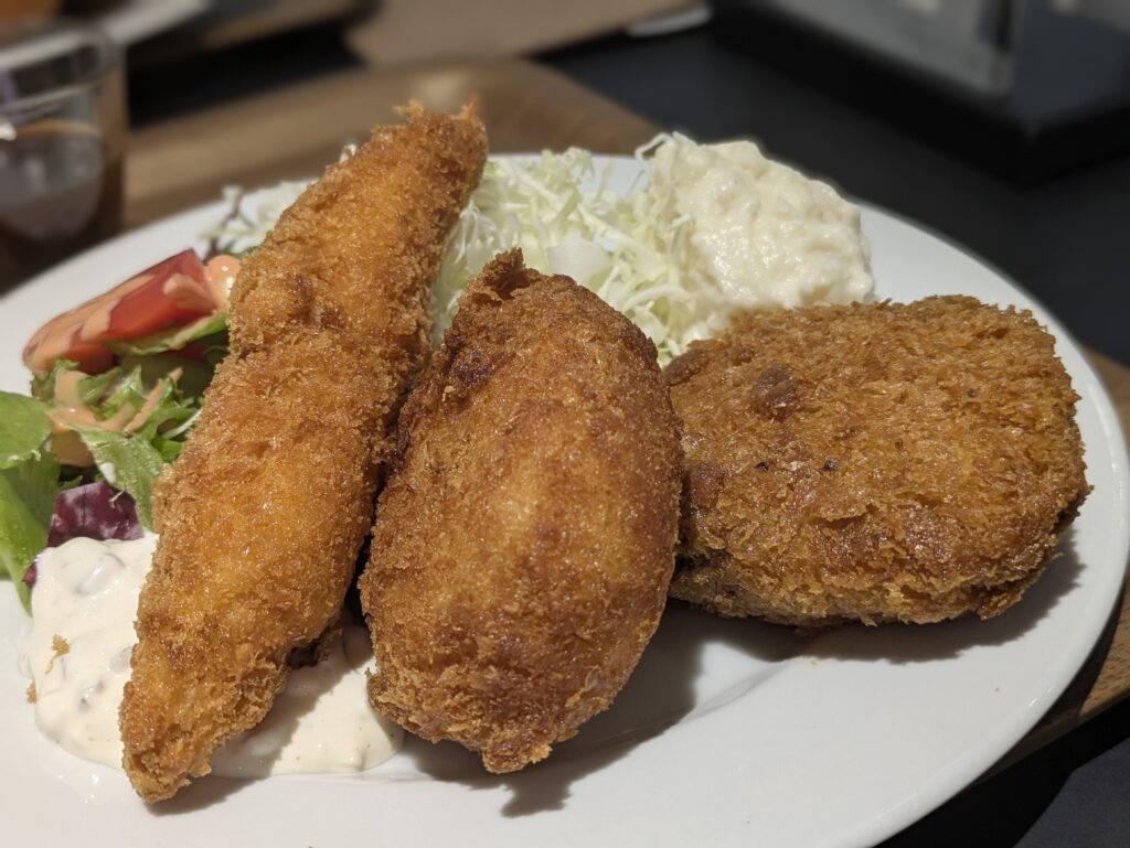 ミックスフライ定食チカバキッチン八重洲