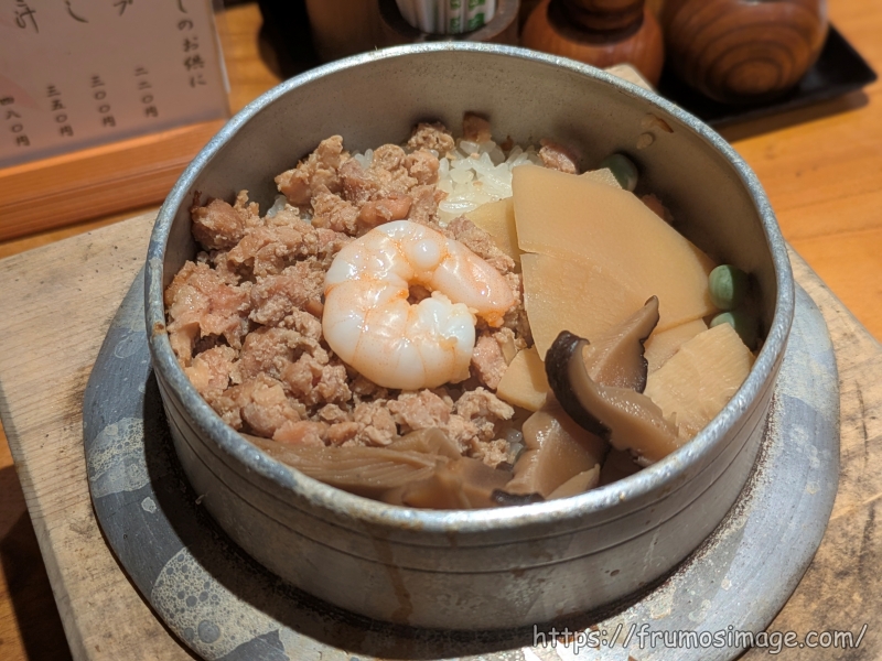鳥ぎん本店銀座五目釜めし