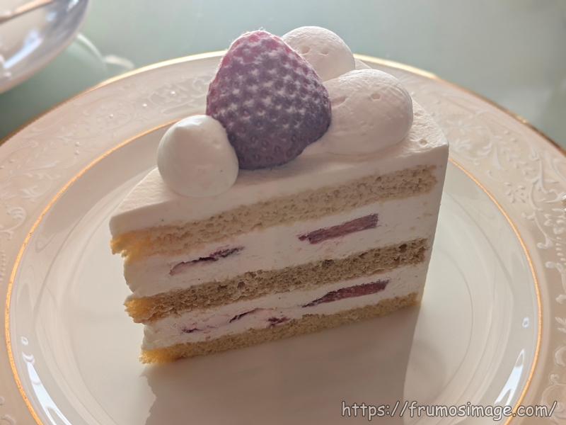 ホテルニューオータニスーパー苺ショートケーキ